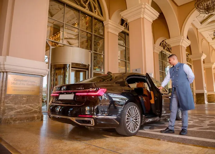 Aspen Chalets By Kempinski Hotel Mall Of The Emirates